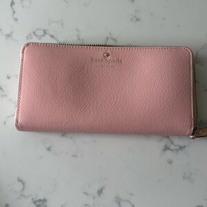 Kate Spade zip around wallet